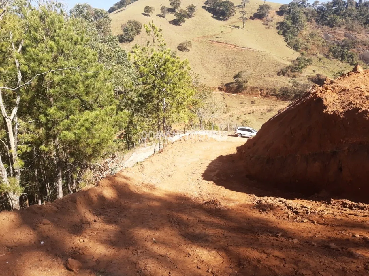 Sítio à venda de 3.650 m² em Piranguçu, MG, Brasil