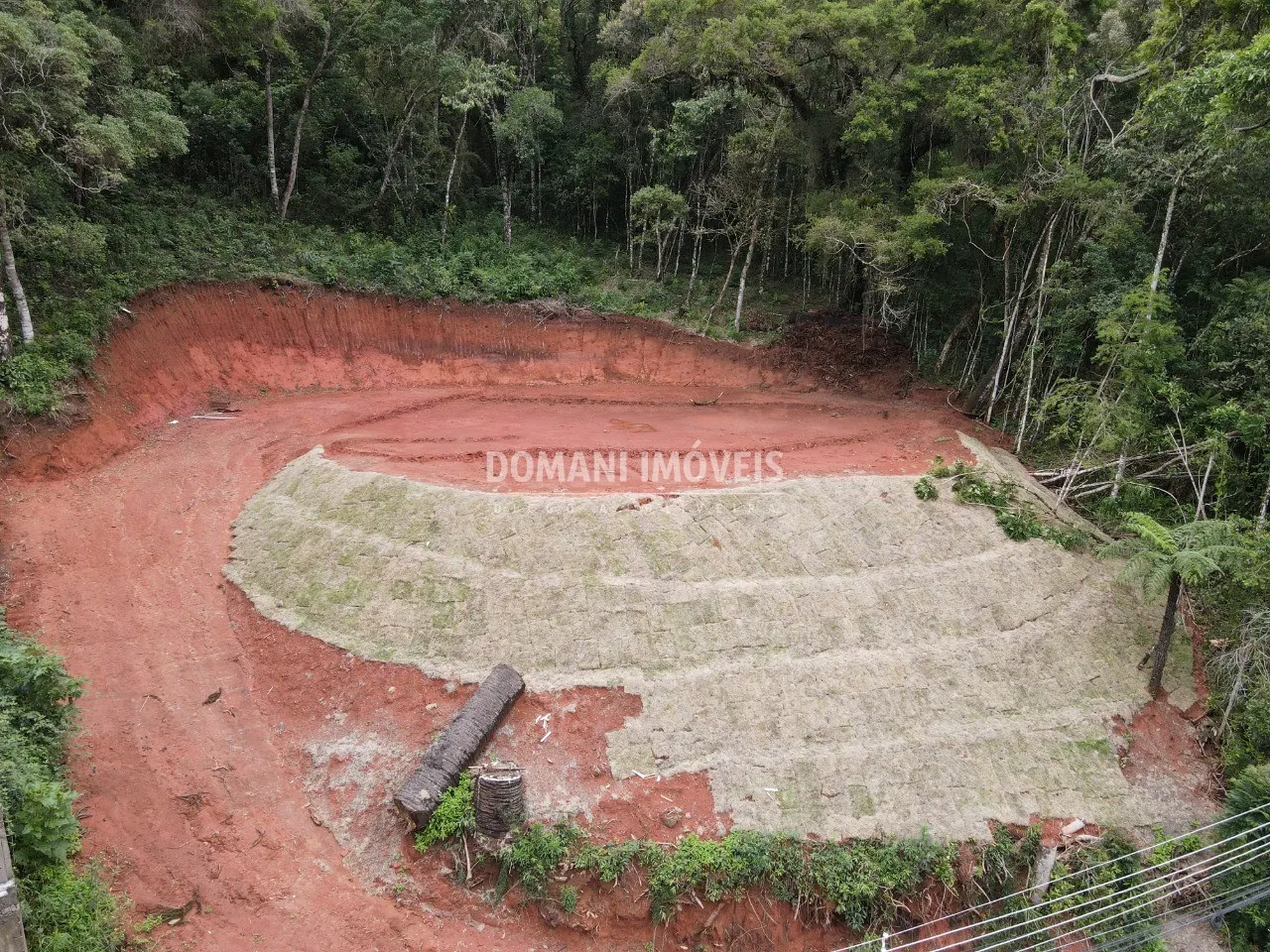 Terreno à venda de 965 m² em Campos do Jordão, SP, Brasil