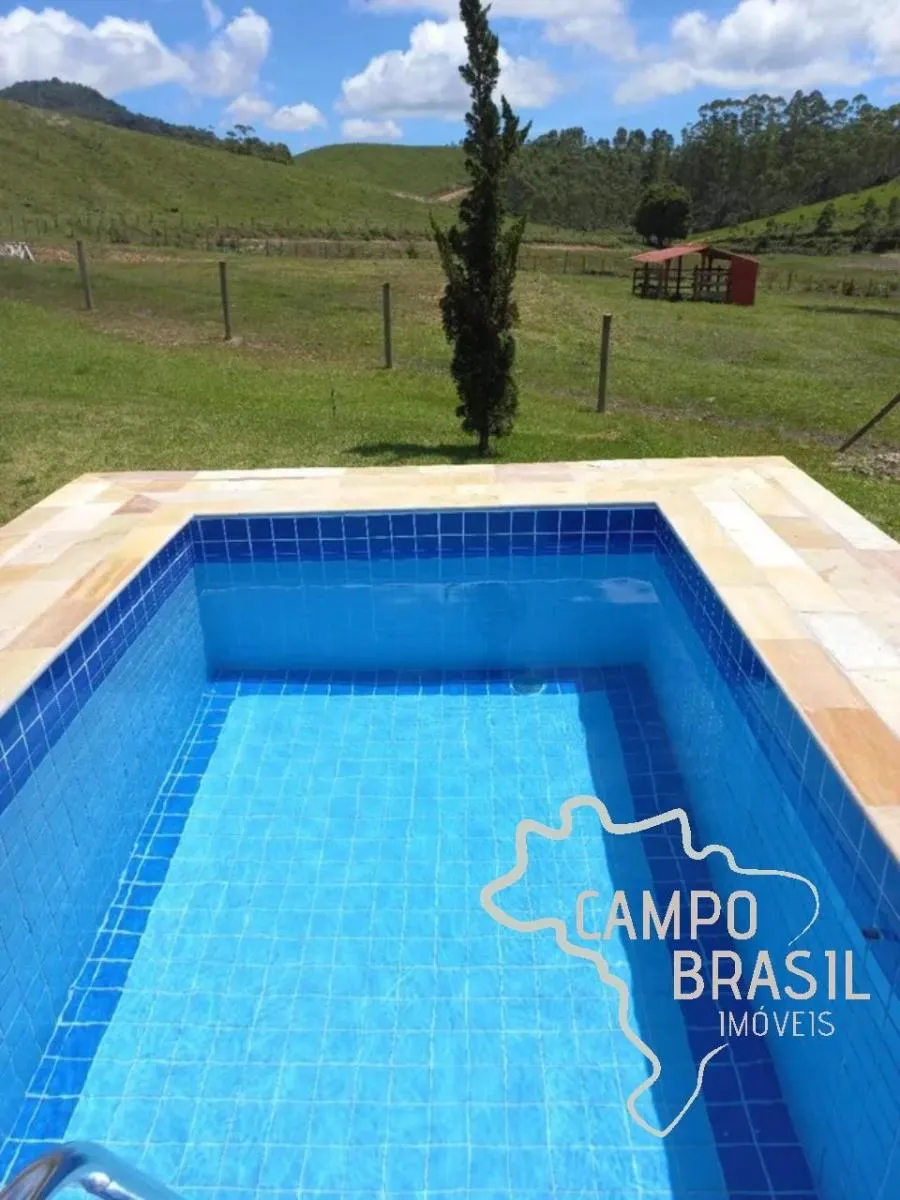 Sítio à venda de 4 ha em Natividade da Serra, SP, Brasil