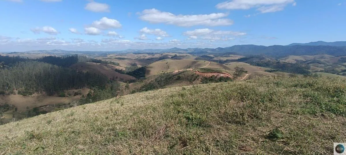 Sítio à venda de 5 ha em São José dos Campos, SP, Brasil