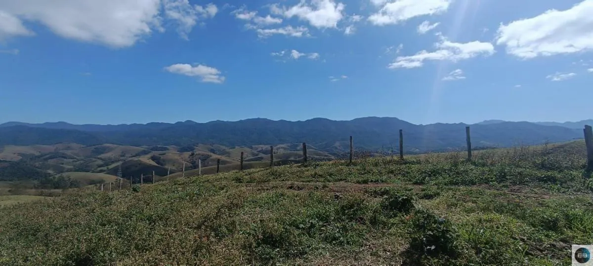 Sítio à venda de 5 ha em São José dos Campos, SP, Brasil