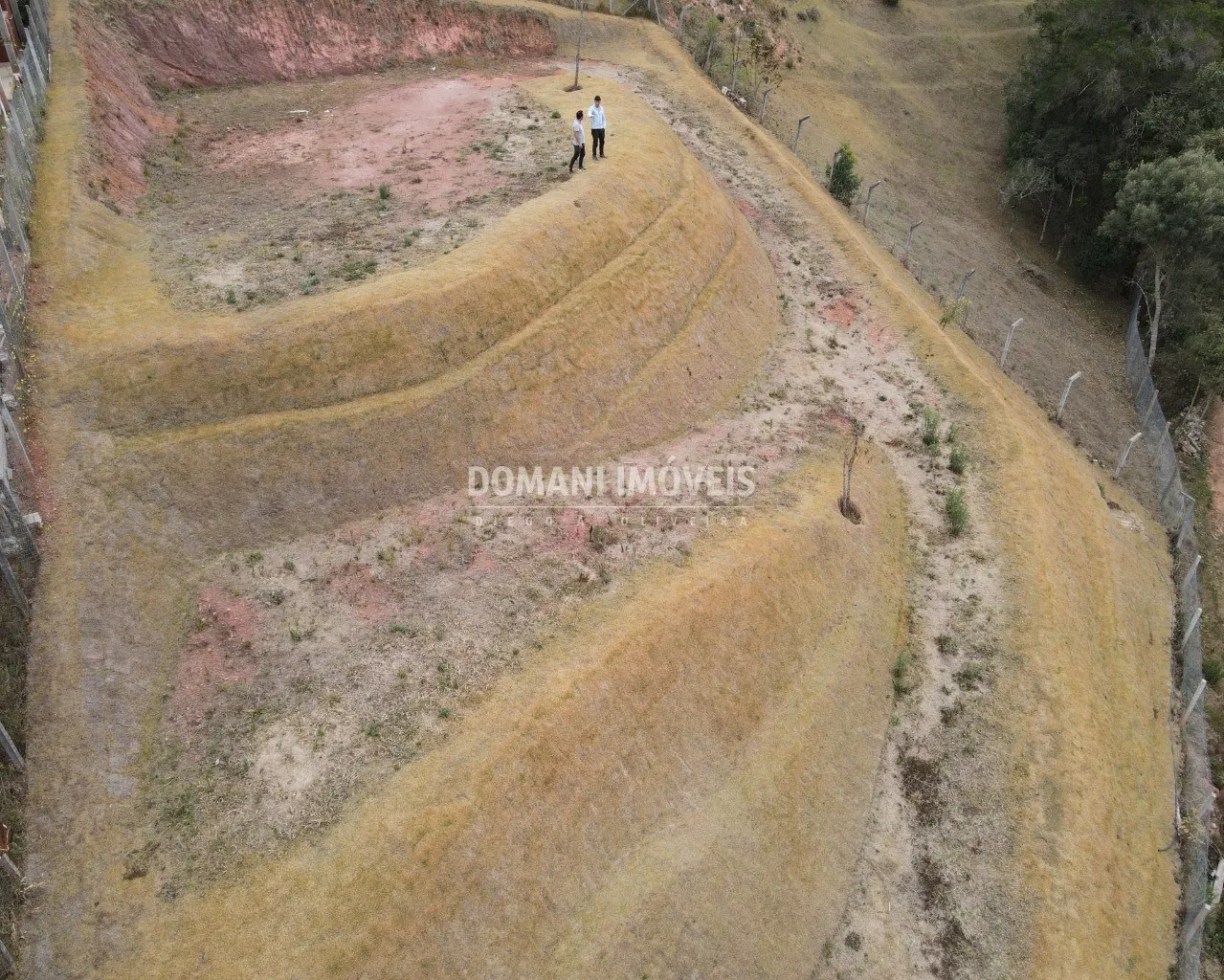 Terreno à venda de 1.200 m² em Campos do Jordão, SP, Brasil