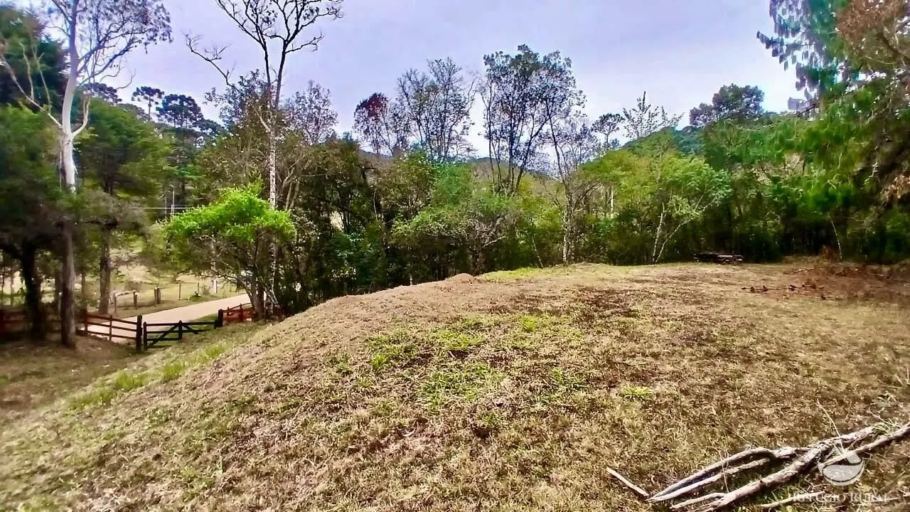 Sítio à venda de 4 ha em Sapucaí-Mirim, MG, Brasil