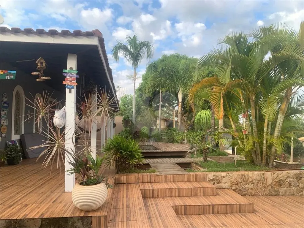 Country home for sale of 3,400 m² in Campinas, SP, Brazil