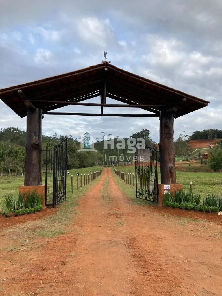 Chácara à venda de 1.500 m² em Tijucas, SC, Brasil