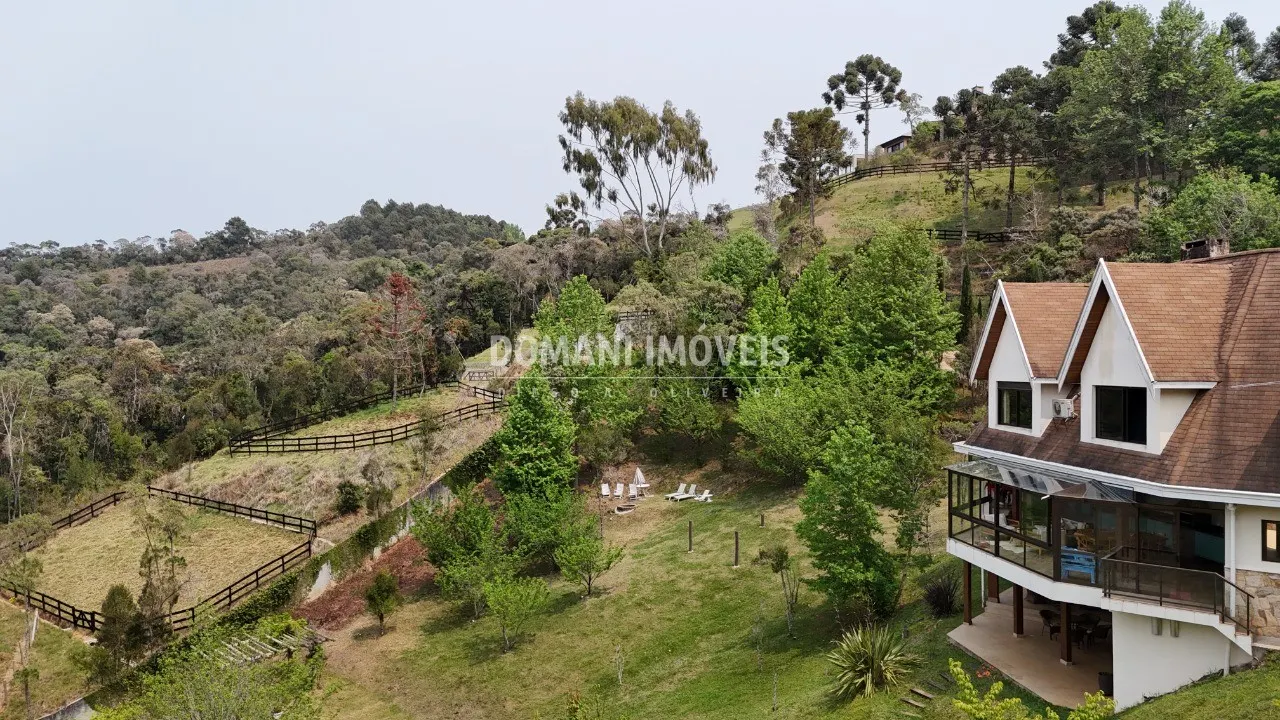 House for sale of 1 acres in Campos do Jordão, SP, Brazil