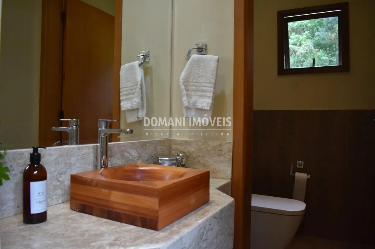 House for sale of 1 acres in Campos do Jordão, SP, Brazil