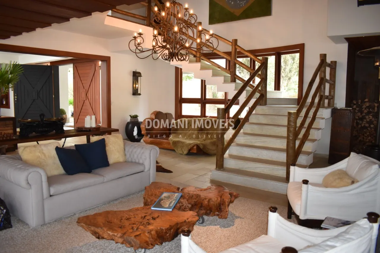 Casa à venda de 1 ha em Campos do Jordão, SP, Brasil