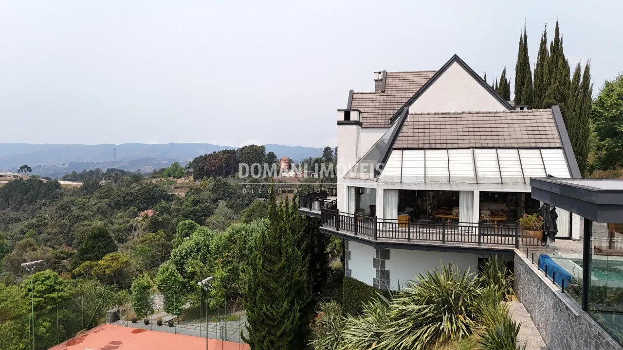 Casa à venda de 1 ha em Campos do Jordão, SP, Brasil