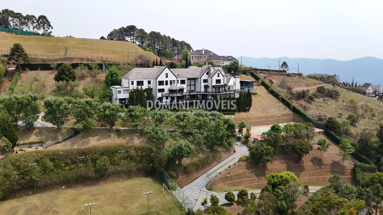 Casa à venda de 1 ha em Campos do Jordão, SP, Brasil