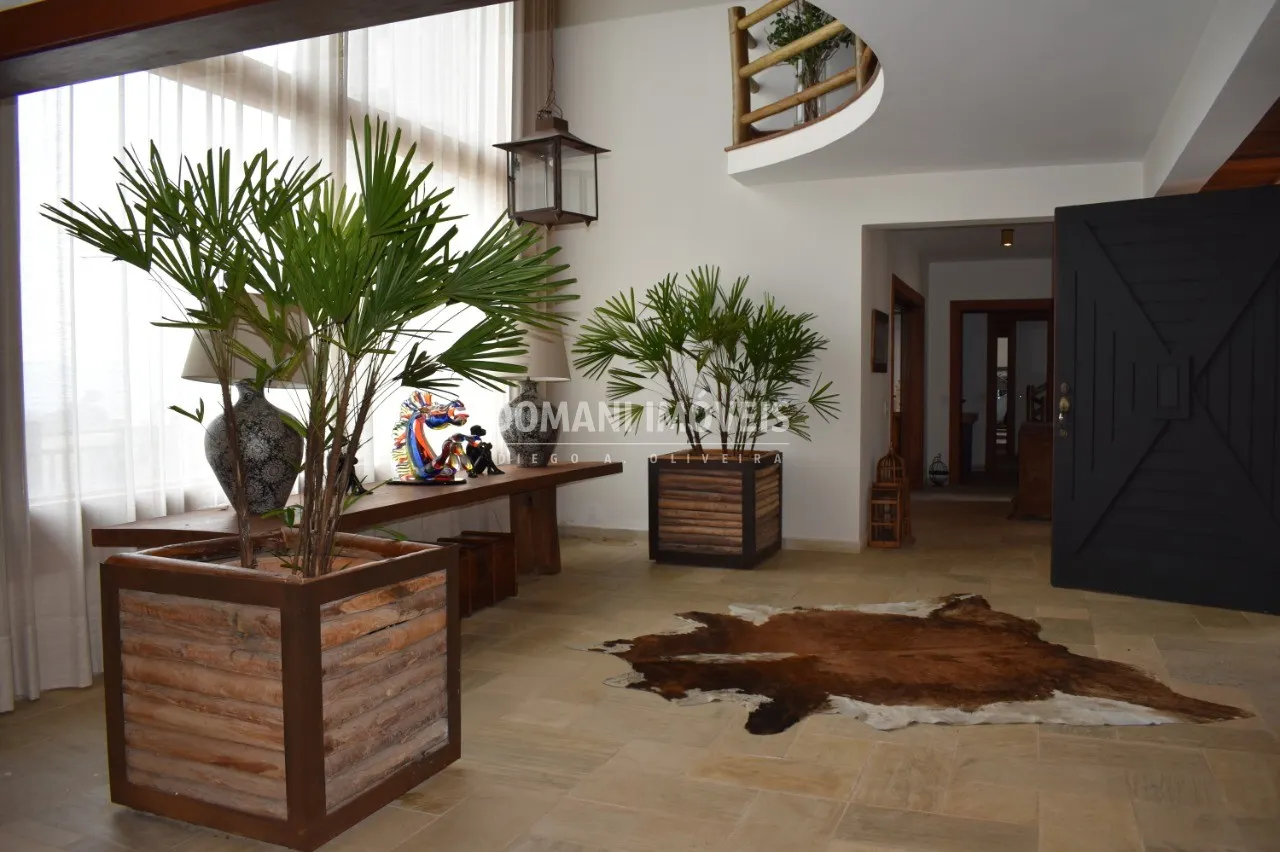 Casa à venda de 1 ha em Campos do Jordão, SP, Brasil