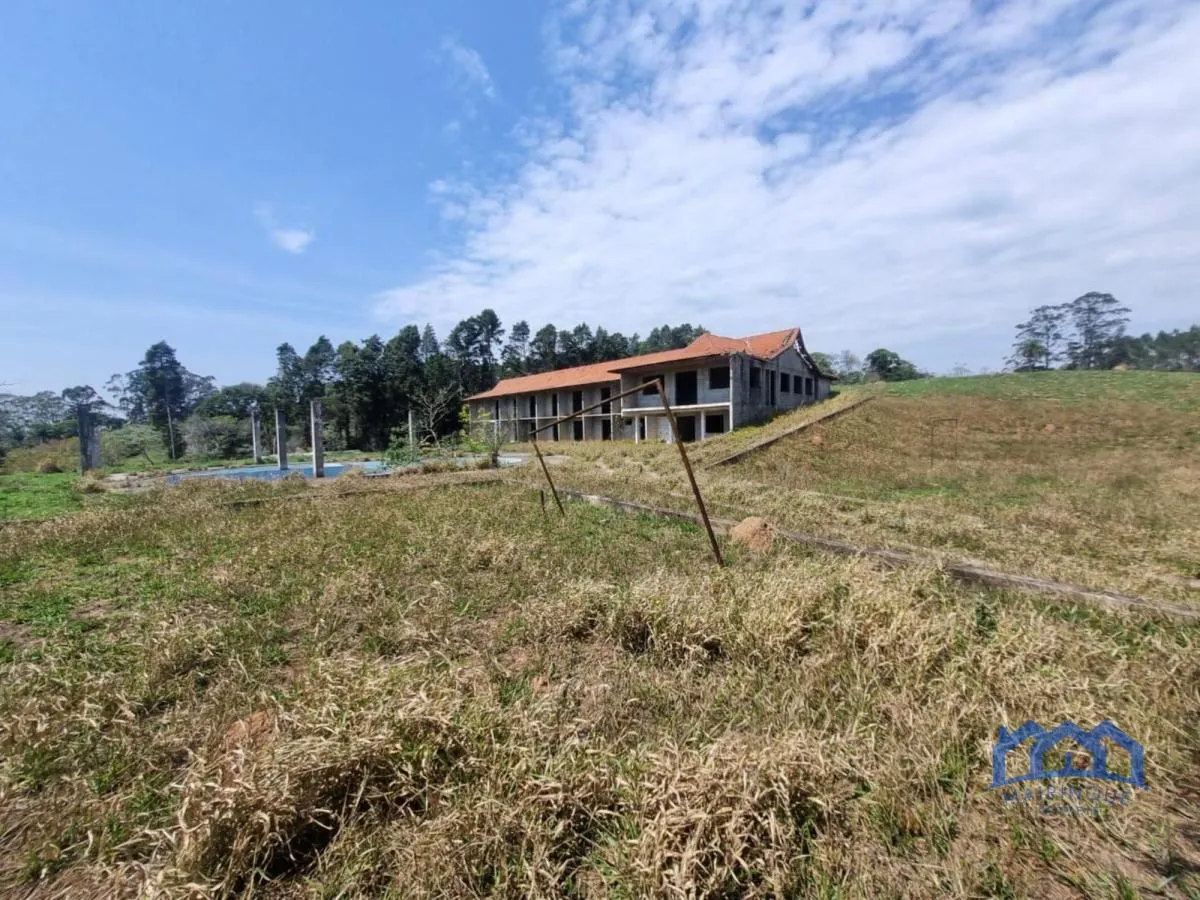 Sítio à venda de 4 ha em São Roque, SP, Brasil