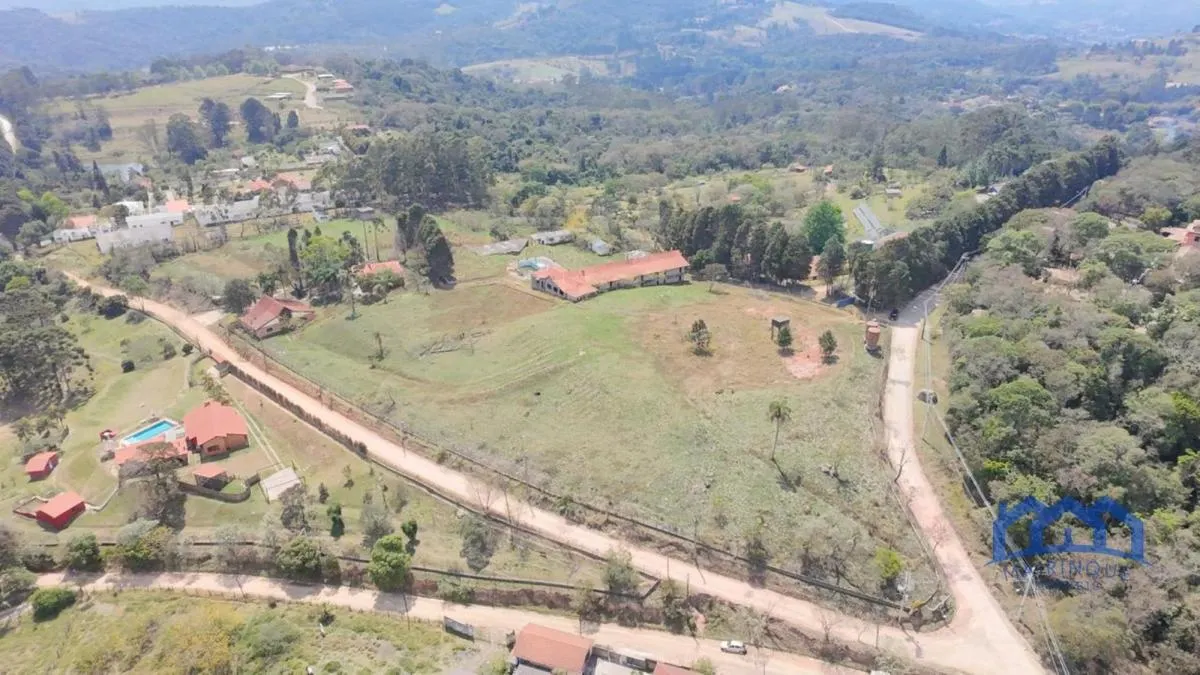 Sítio à venda de 4 ha em São Roque, SP, Brasil
