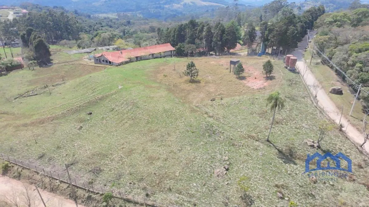 Sítio à venda de 4 ha em São Roque, SP, Brasil