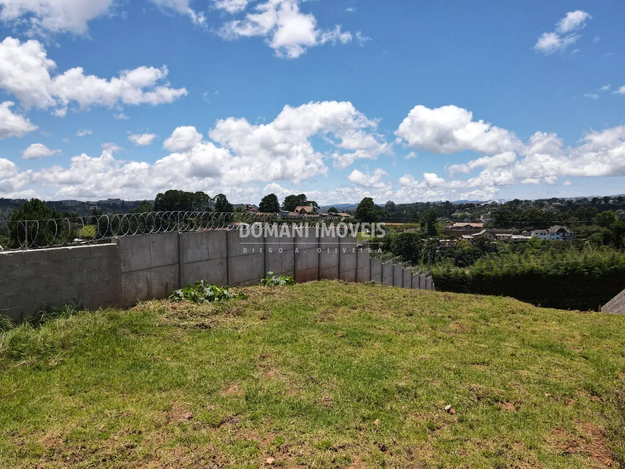 Terreno à venda de 465 m² em Campos do Jordão, SP, Brasil