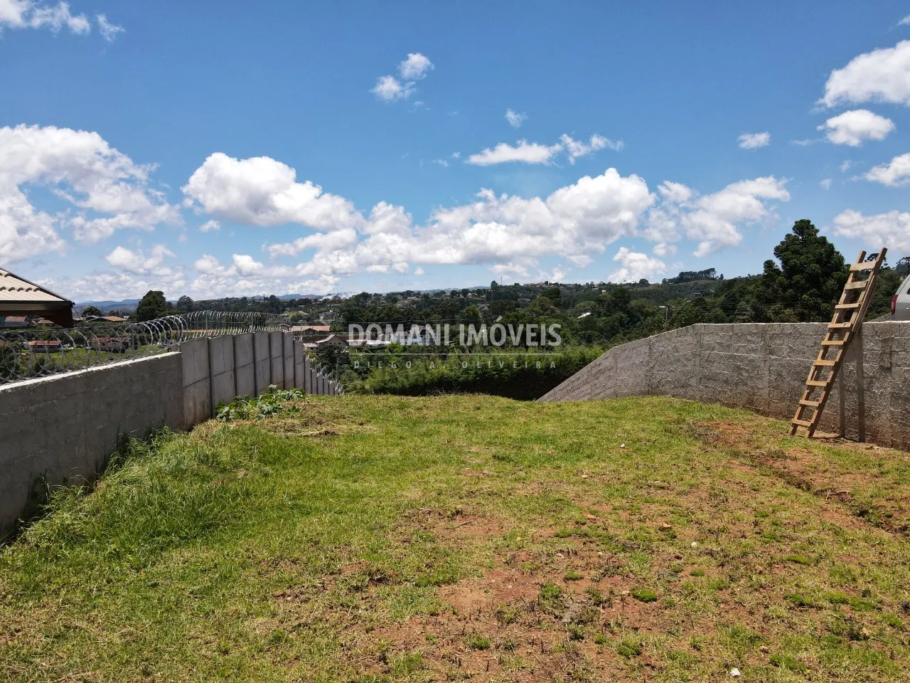 Terreno à venda de 465 m² em Campos do Jordão, SP, Brasil