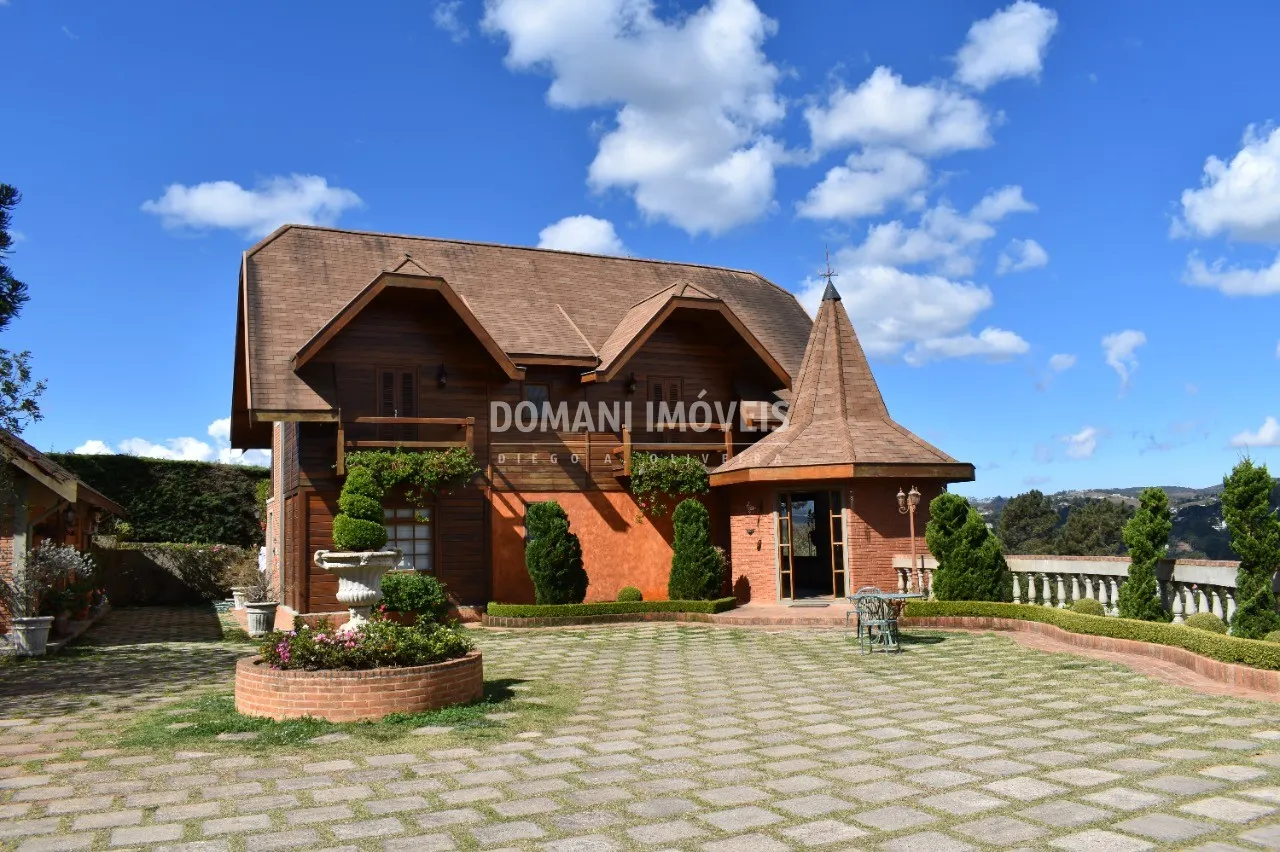 Casa à venda de 1.460 m² em Campos do Jordão, SP, Brasil