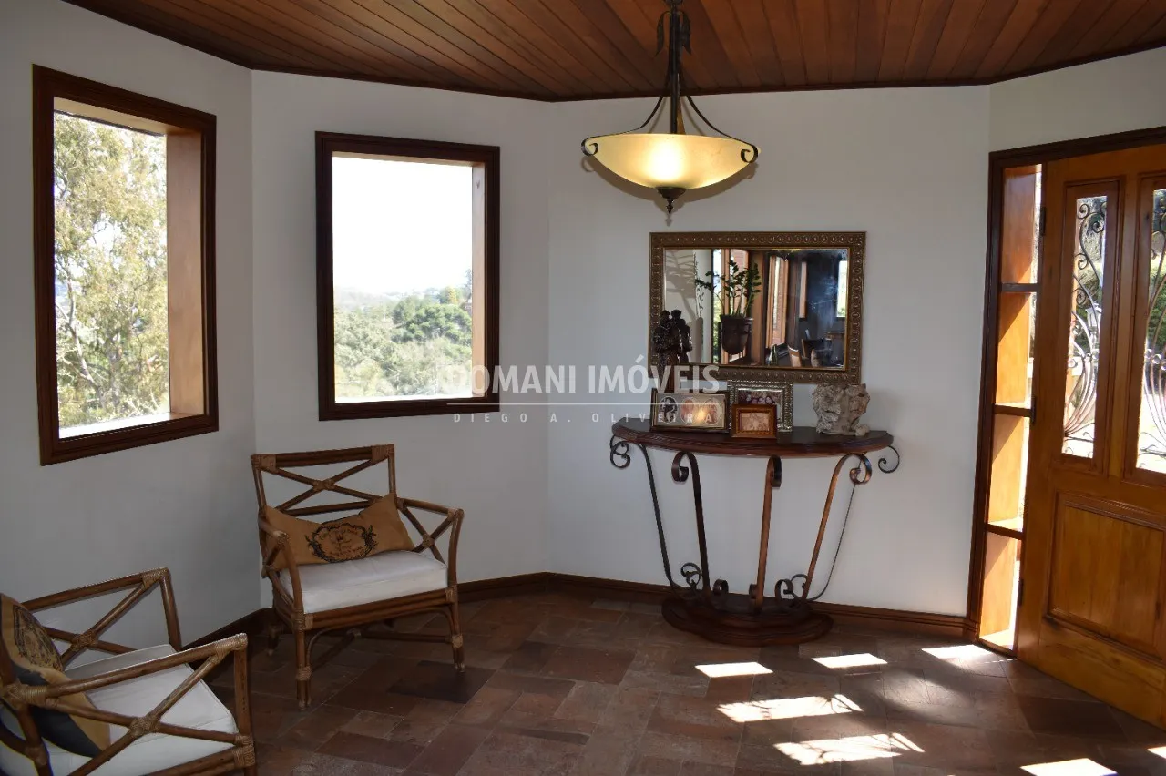 Casa à venda de 1.460 m² em Campos do Jordão, SP, Brasil