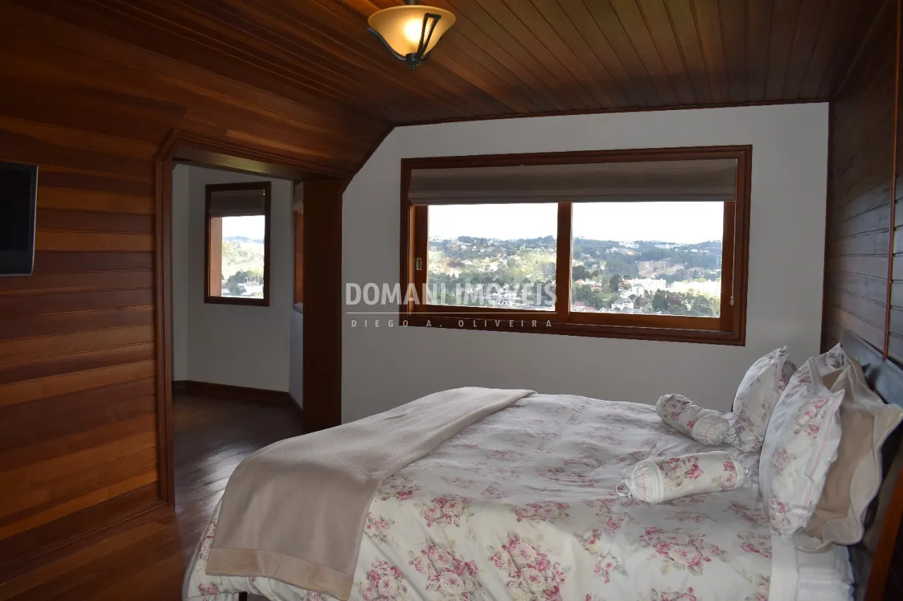 Casa à venda de 1.460 m² em Campos do Jordão, SP, Brasil