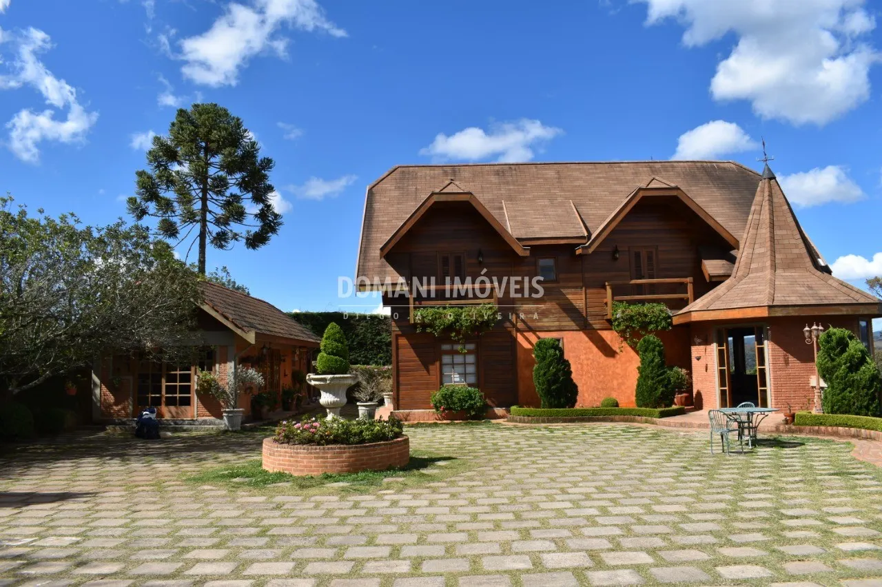 Casa à venda de 1.460 m² em Campos do Jordão, SP, Brasil