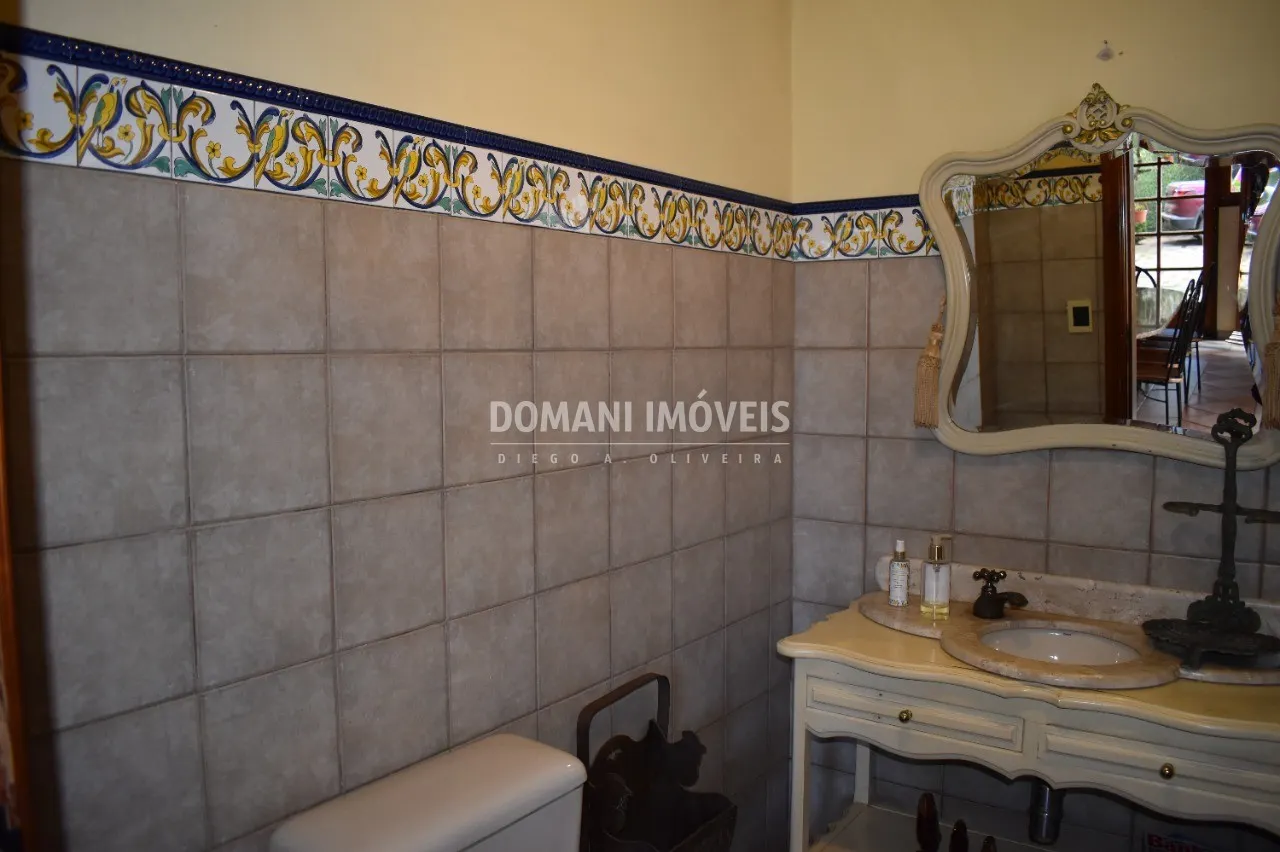 Casa à venda de 1.460 m² em Campos do Jordão, SP, Brasil