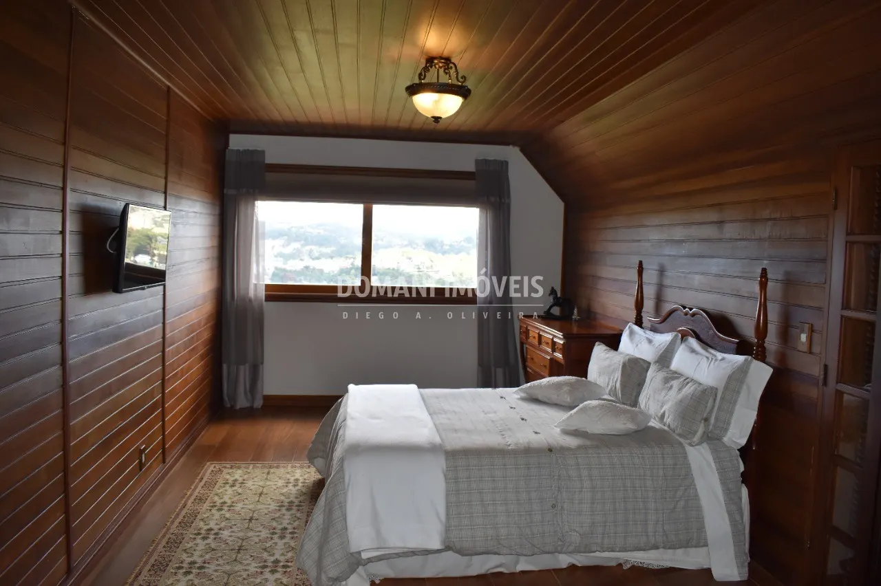 Casa à venda de 1.460 m² em Campos do Jordão, SP, Brasil