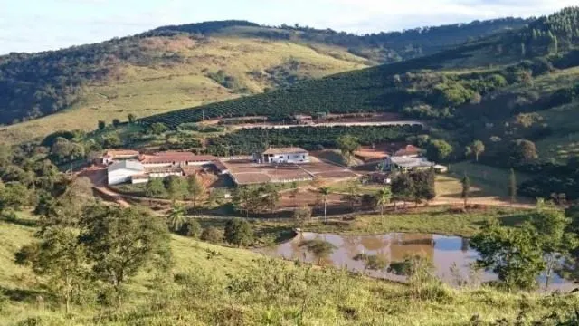 Fazenda à venda de 726 ha em Santo Antônio do Amparo, MG, Brasil