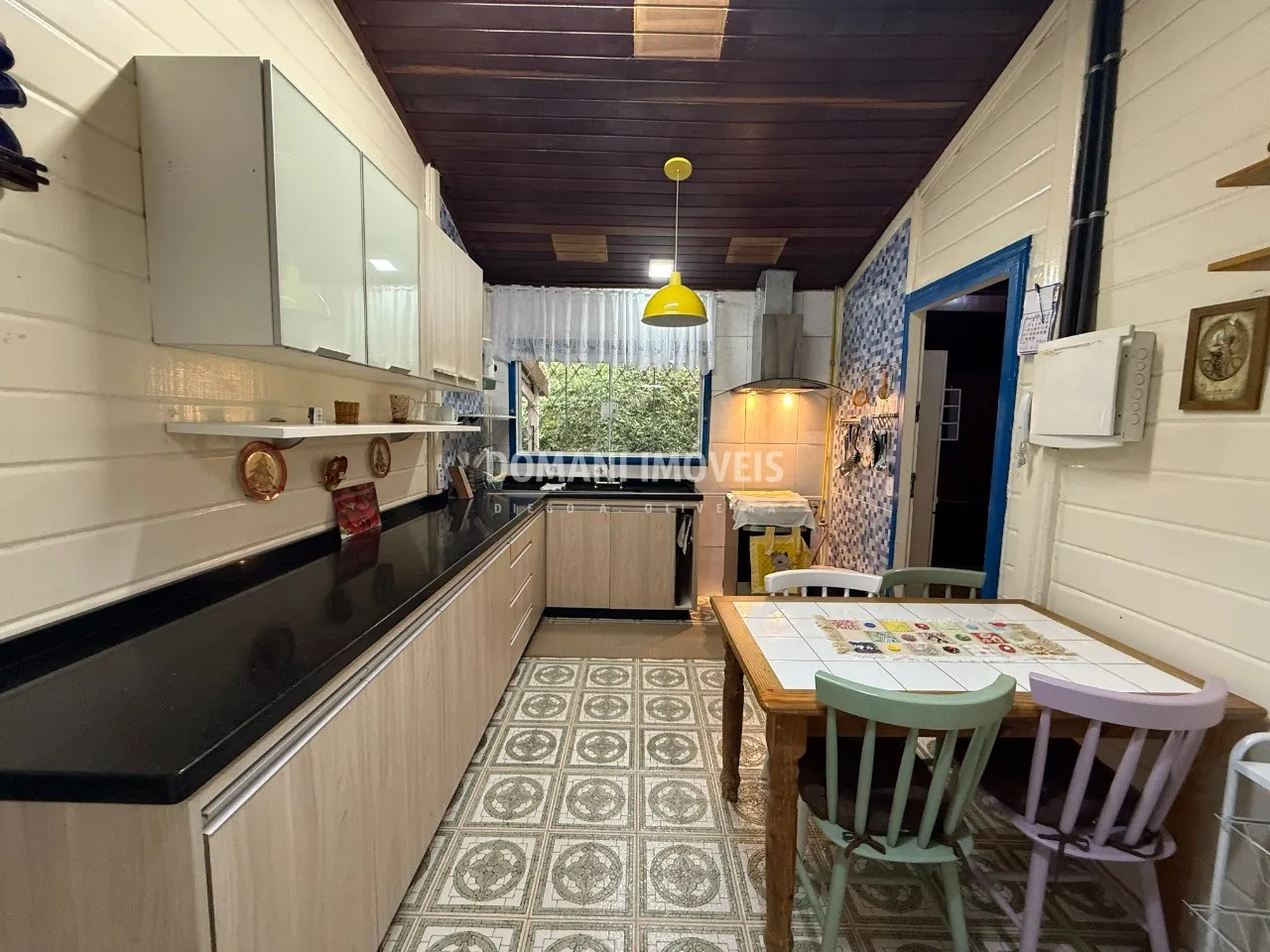 Casa à venda de 1.020 m² em Campos do Jordão, SP, Brasil