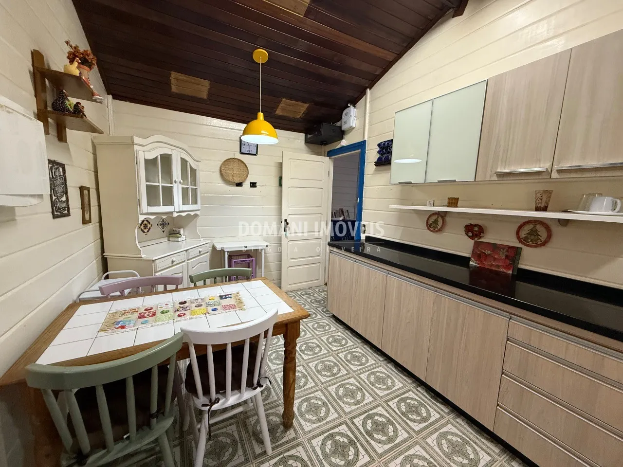 Casa à venda de 1.020 m² em Campos do Jordão, SP, Brasil