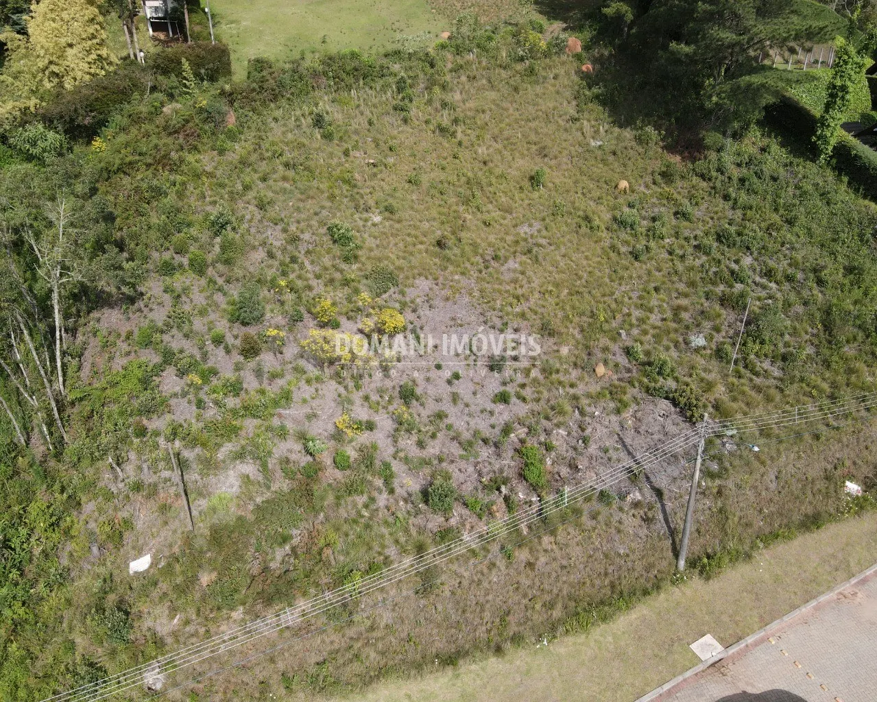 Terreno à venda de 2.880 m² em Campos do Jordão, SP, Brasil