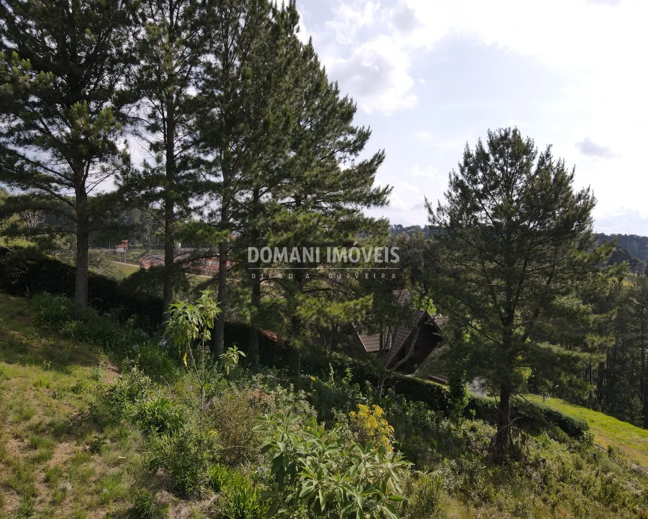 Terreno à venda de 2.880 m² em Campos do Jordão, SP, Brasil