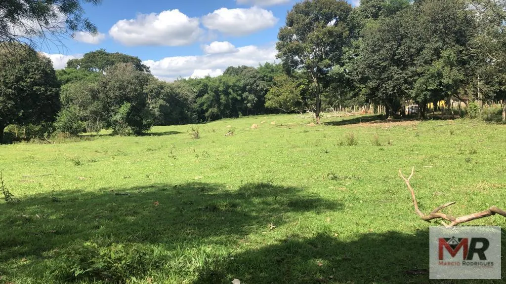 Sítio à venda de 2 ha em Estiva, MG, Brasil