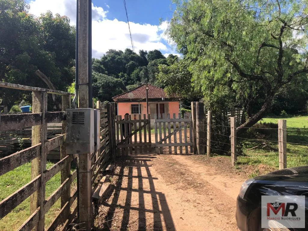Sítio à venda de 2 ha em Estiva, MG, Brasil