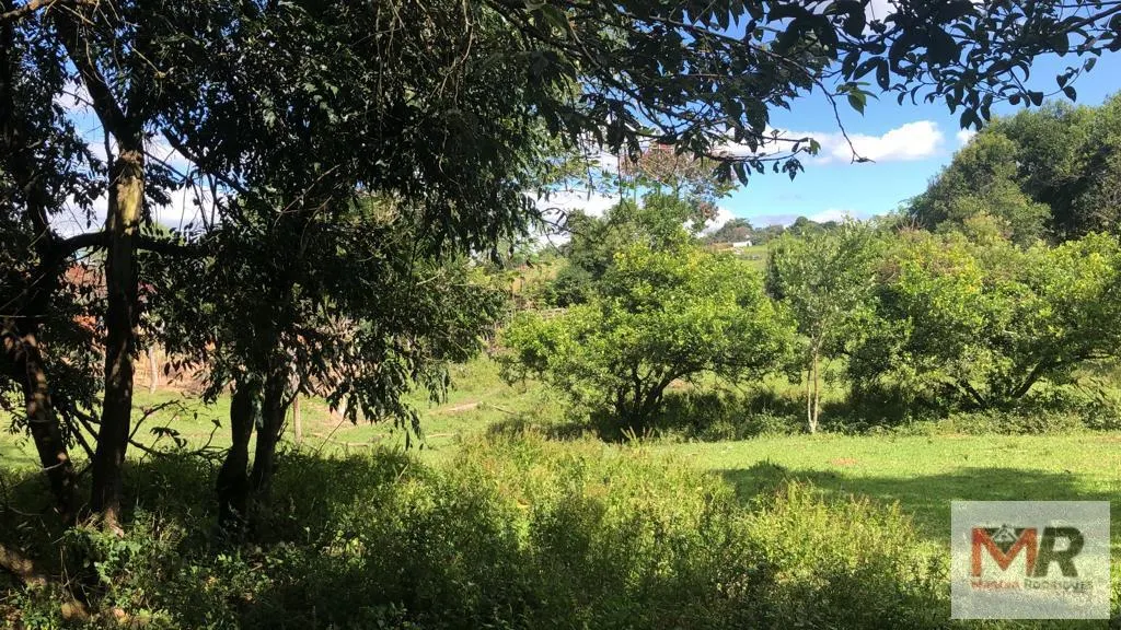 Sítio à venda de 2 ha em Estiva, MG, Brasil