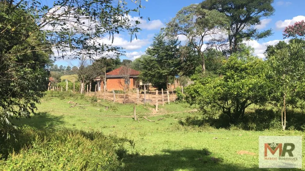 Sítio à venda de 2 ha em Estiva, MG, Brasil