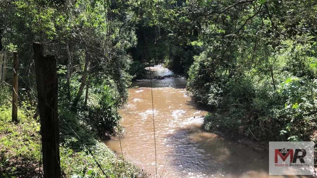 Sítio à venda de 2 ha em Estiva, MG, Brasil