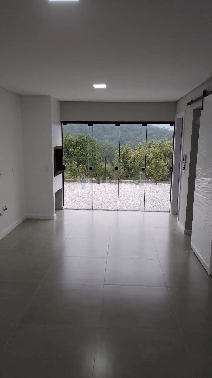 Casa à venda de 182 m² em Guabiruba, SC, Brasil