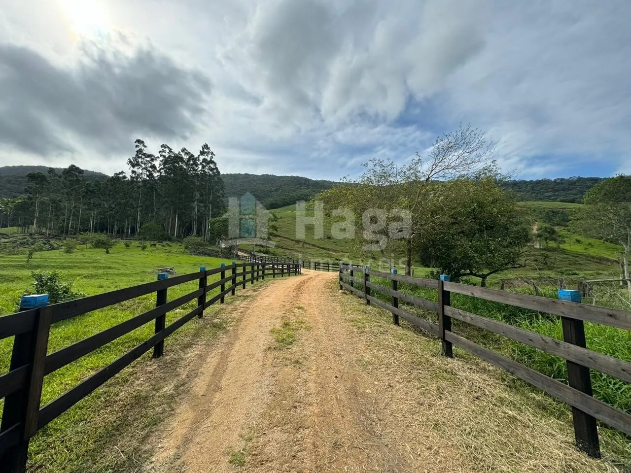 Fazenda à venda de 3 ha em Tijucas, SC, Brasil