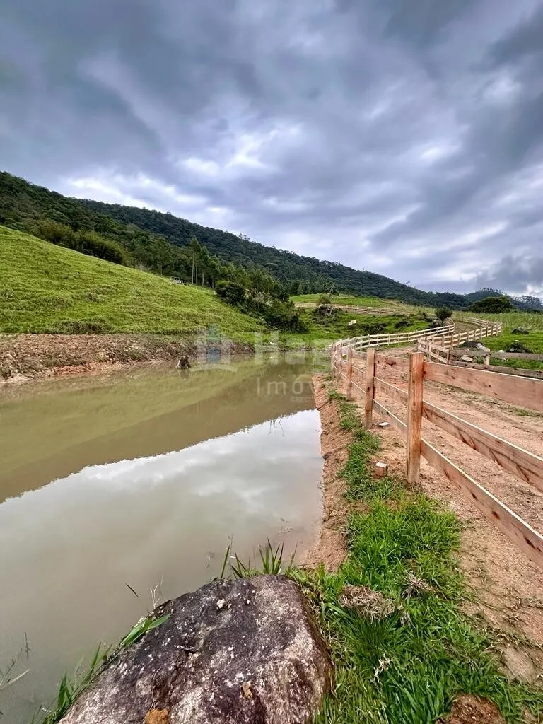 Fazenda à venda de 3 ha em Tijucas, SC, Brasil