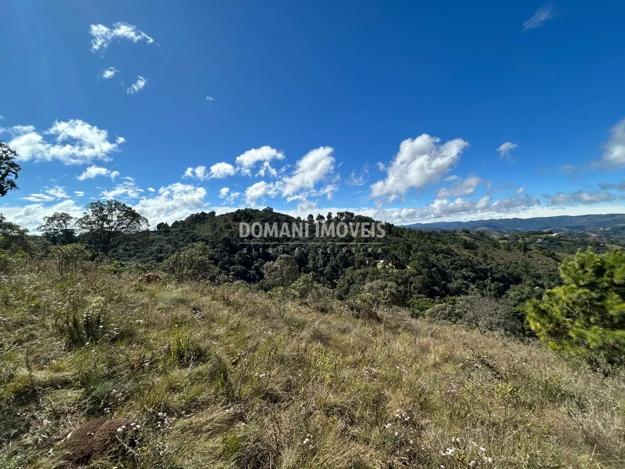 Plot for sale of 3,735 m² in Campos do Jordão, SP, Brazil