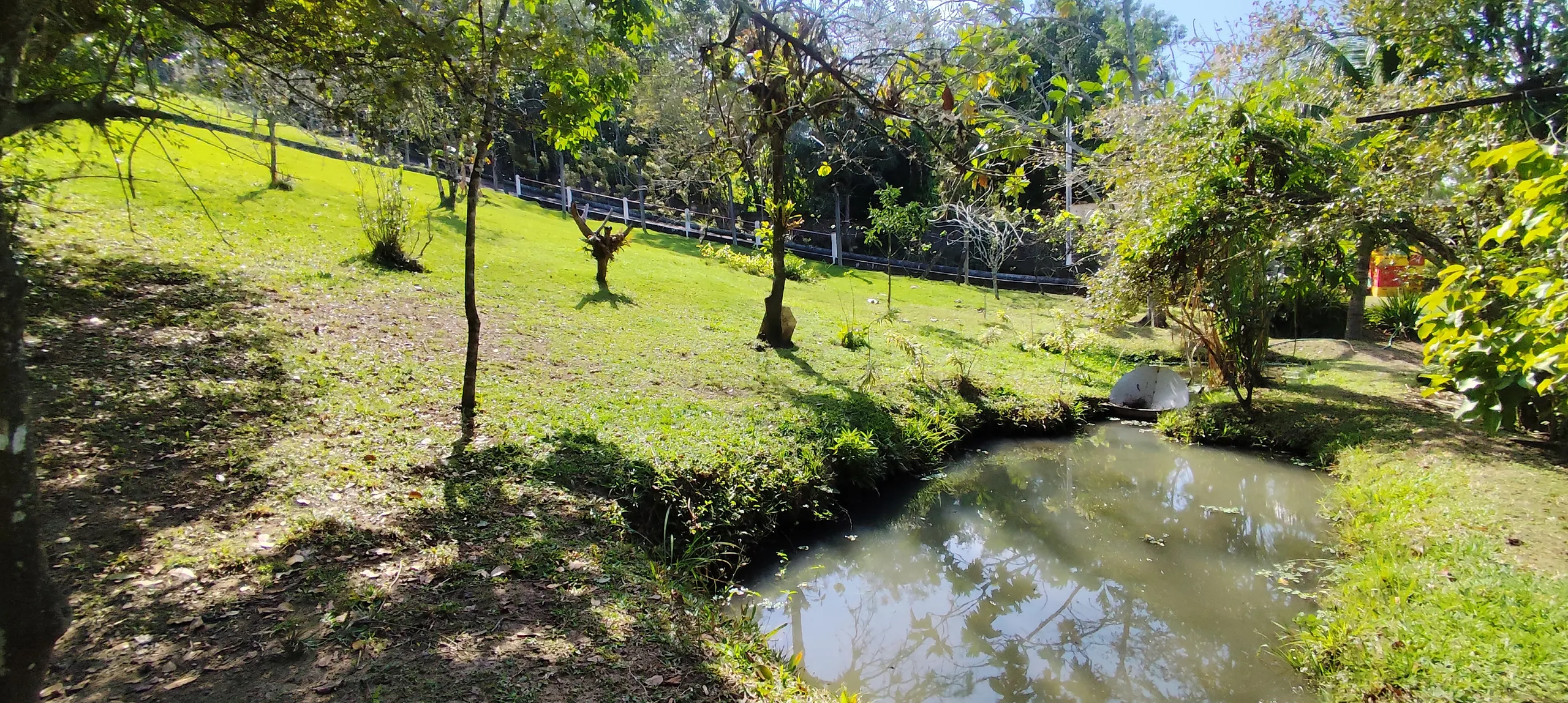 Chácara à venda de 1 ha em Maricá, RJ, Brasil