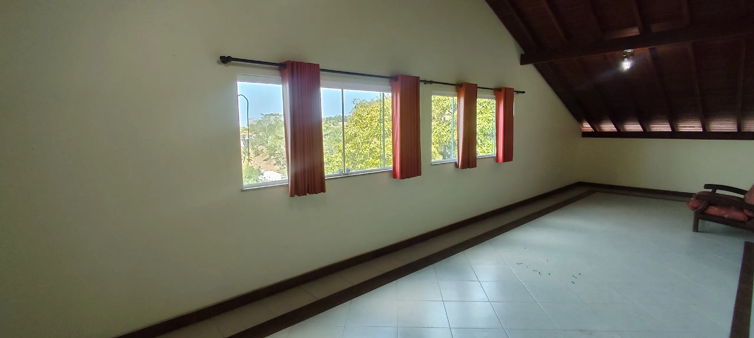 Chácara à venda de 1 ha em Maricá, RJ, Brasil