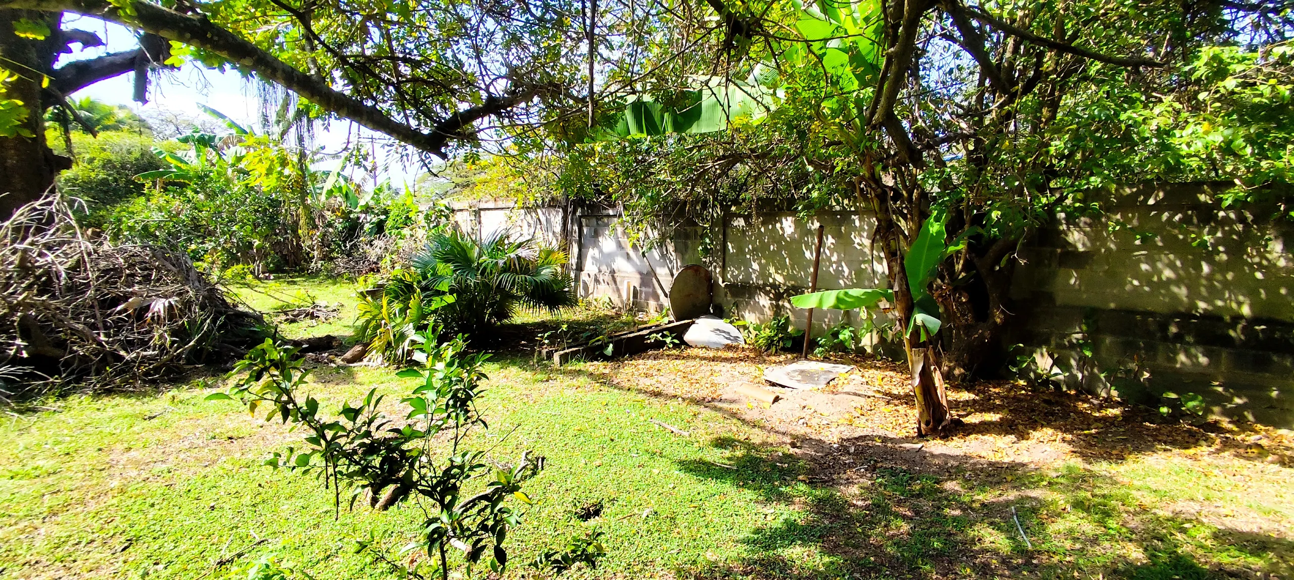 Chácara à venda de 1 ha em Maricá, RJ, Brasil