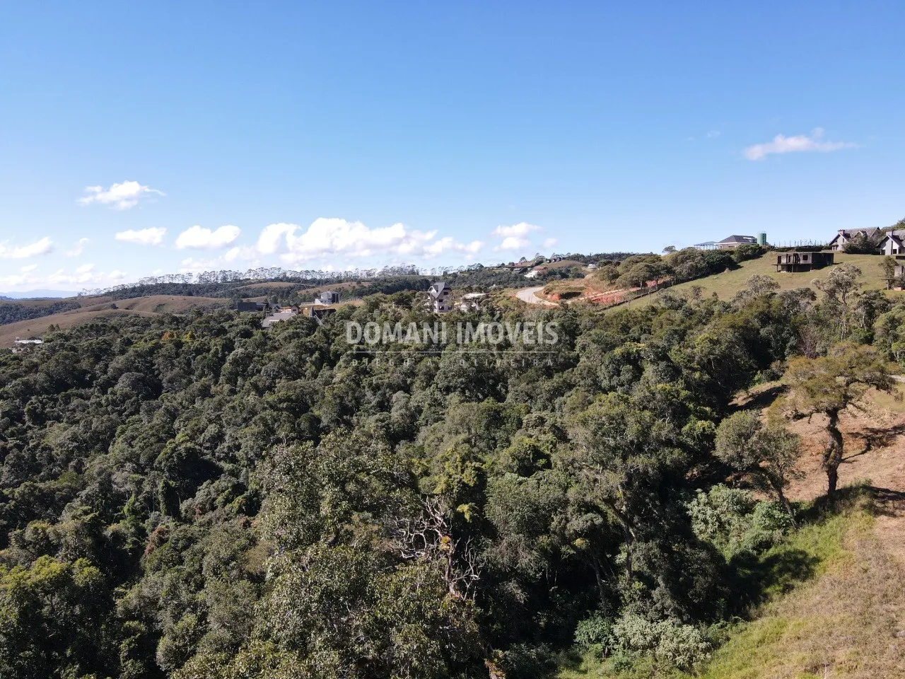 Terreno à venda de 1.090 m² em Campos do Jordão, SP, Brasil