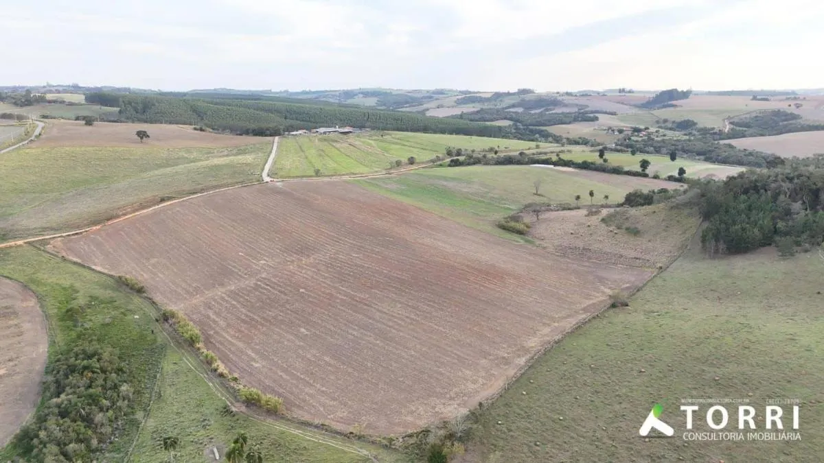 Fazenda à venda de 119 ha em São Miguel Arcanjo, SP, Brasil