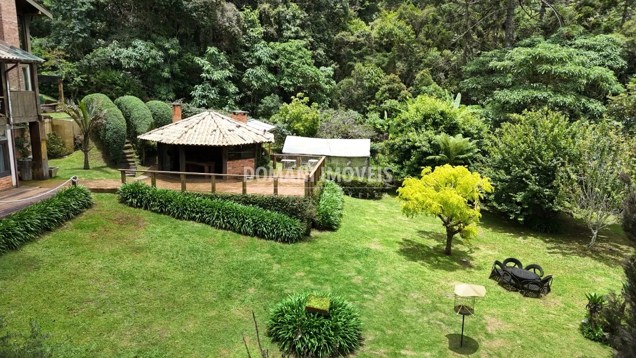 Casa à venda de 5.100 m² em Campos do Jordão, SP, Brasil
