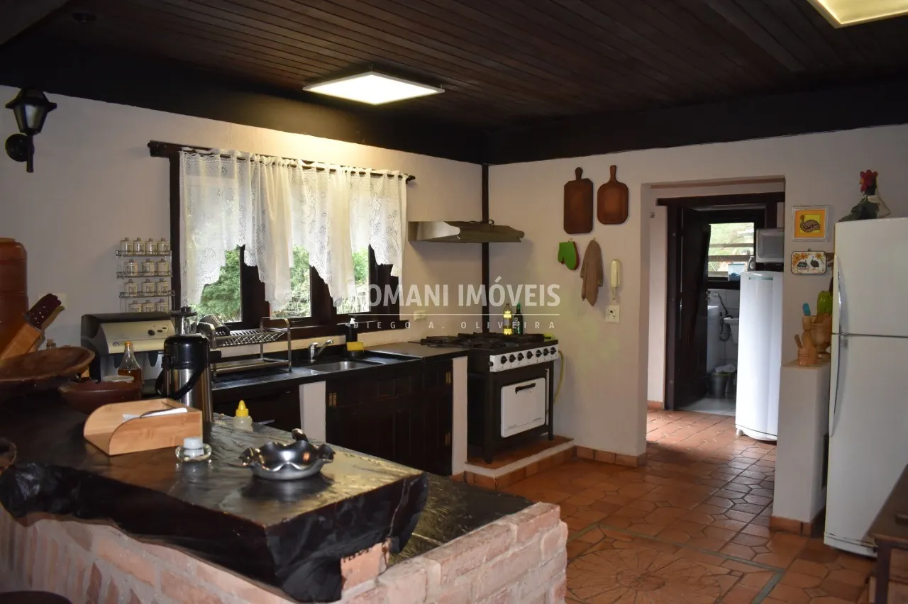 Casa à venda de 5.100 m² em Campos do Jordão, SP, Brasil