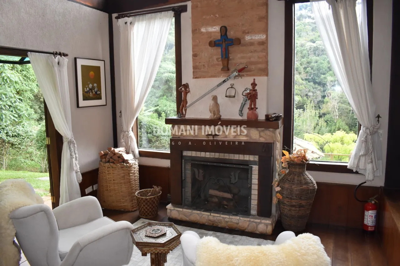 Casa à venda de 5.100 m² em Campos do Jordão, SP, Brasil