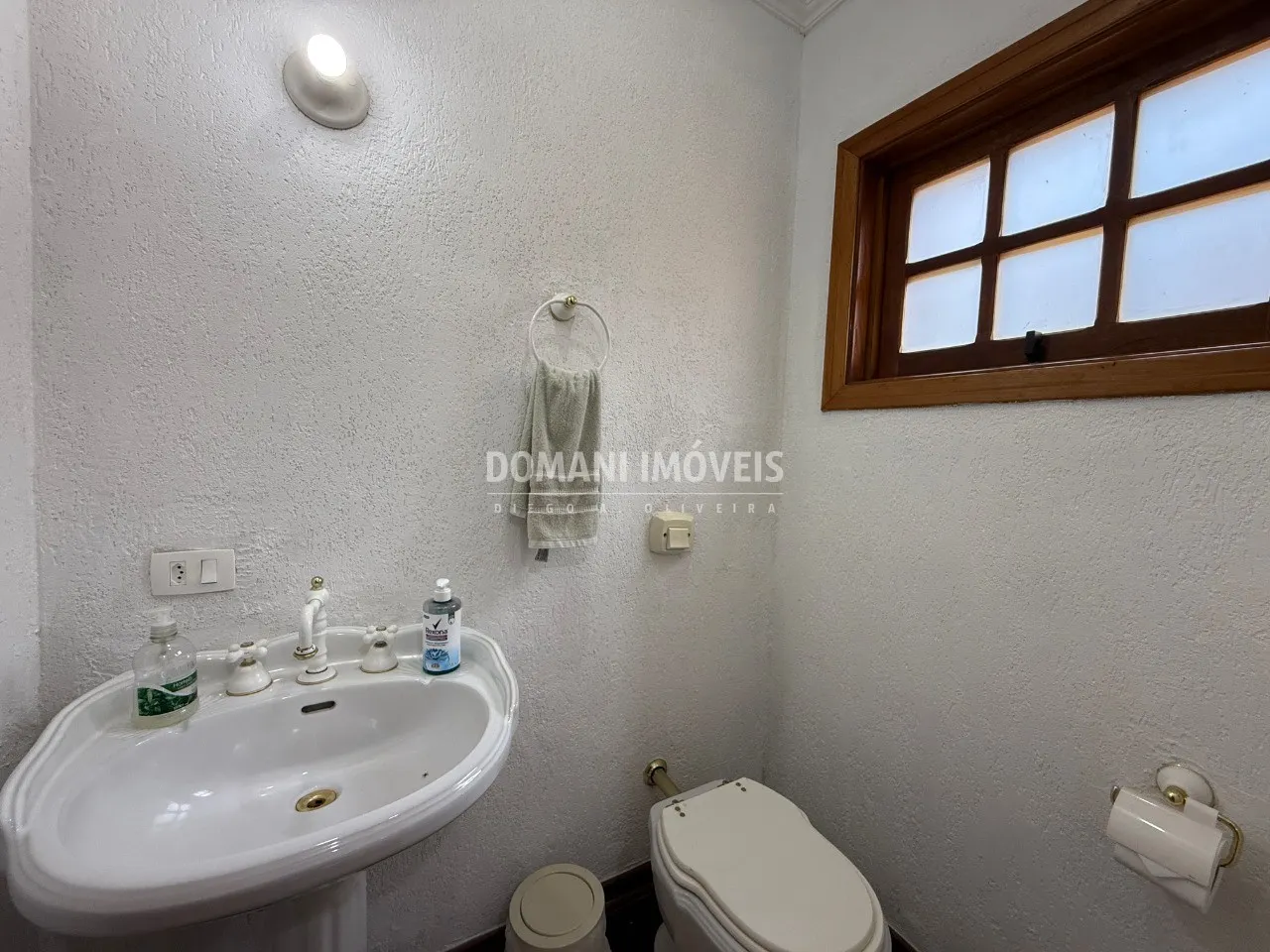 Casa à venda de 3.070 m² em Campos do Jordão, SP, Brasil