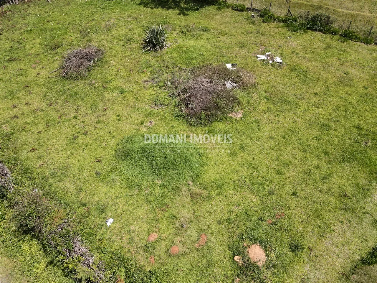 Terreno à venda de 1.330 m² em Campos do Jordão, SP, Brasil
